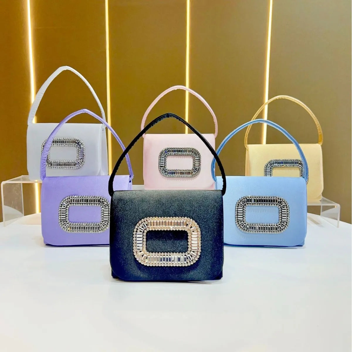 Luxury Mini Square Handbag Women’s Diamond Studded Evening Bag Elegant Shoulder Chain Wedding Party Purse Stylish Ladies Tote