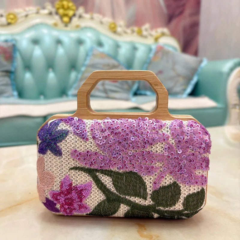 New Dinner Bag Embroidered Sequins Flower Celebrity Ladies Clutch Bag Chain Wooden Box Bag