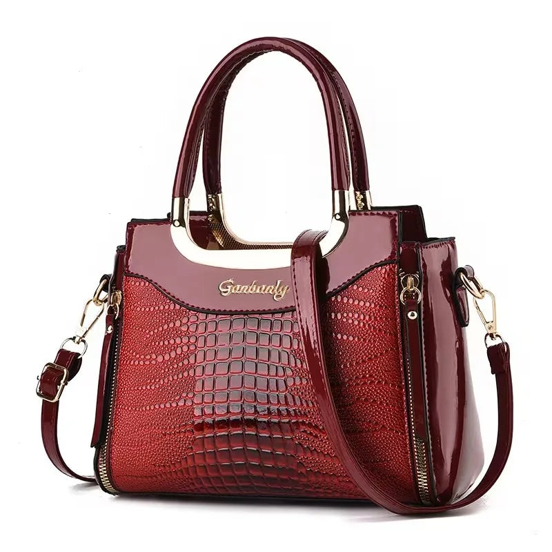 Fashionable Lady's Crocodile-pattern Embossed Shoulder Bag, with A Lightweight Cross-body Design, High-quality Handbag