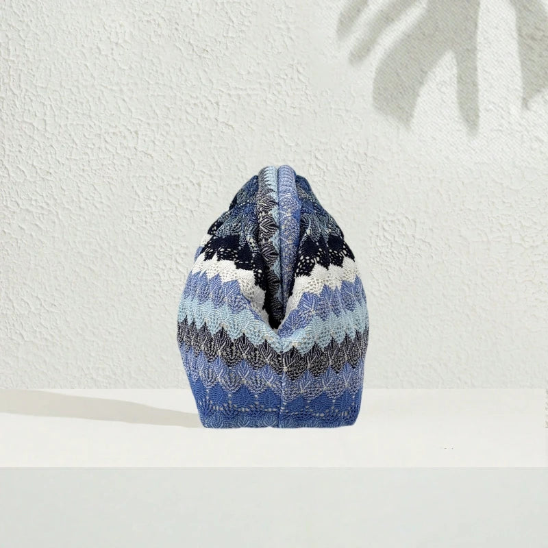 2026  Knitted Zigzag Pattern Clutch Bag Ethnic Style Bohemian Summer Pleated Cloud Clasp Bag Versatile Holiday Beach Evening Bag