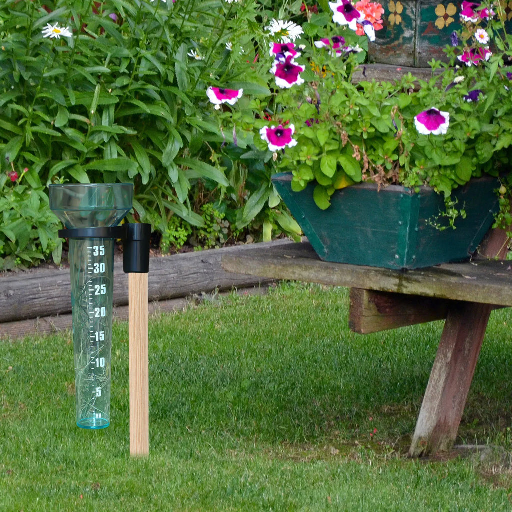 Plastic Rain Measuring Cup with Holder Rain Meter Gauge with 35mm Capacity Easy To Install for Garden Farm Lawn Outdoor Use