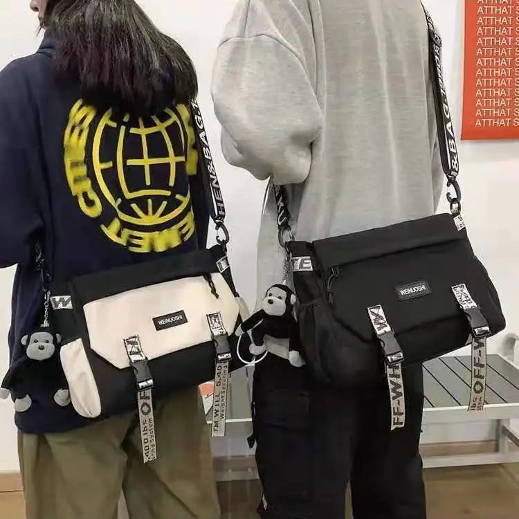 Men's Messenger Bag Japanese Fashion Large Capacity Handbags Shoulder Bag Casual Student Canvas Bag Nylon Tooling Crossbody Bags