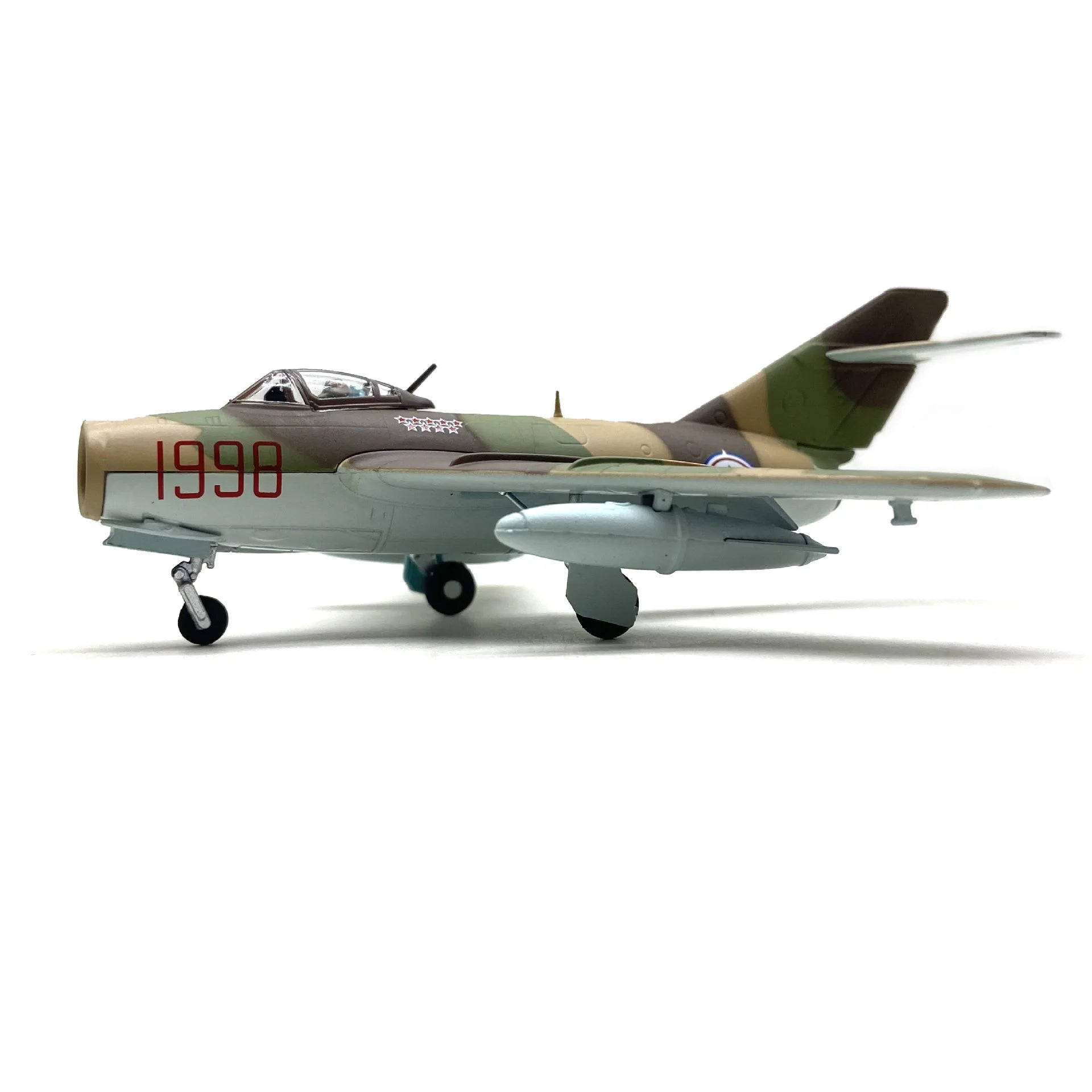 1:72 Scale Soviet MiG-15 Transonic Jet Fighter Metal Die-Cast Aircraft Model Toy Collector's Grade Display Piece