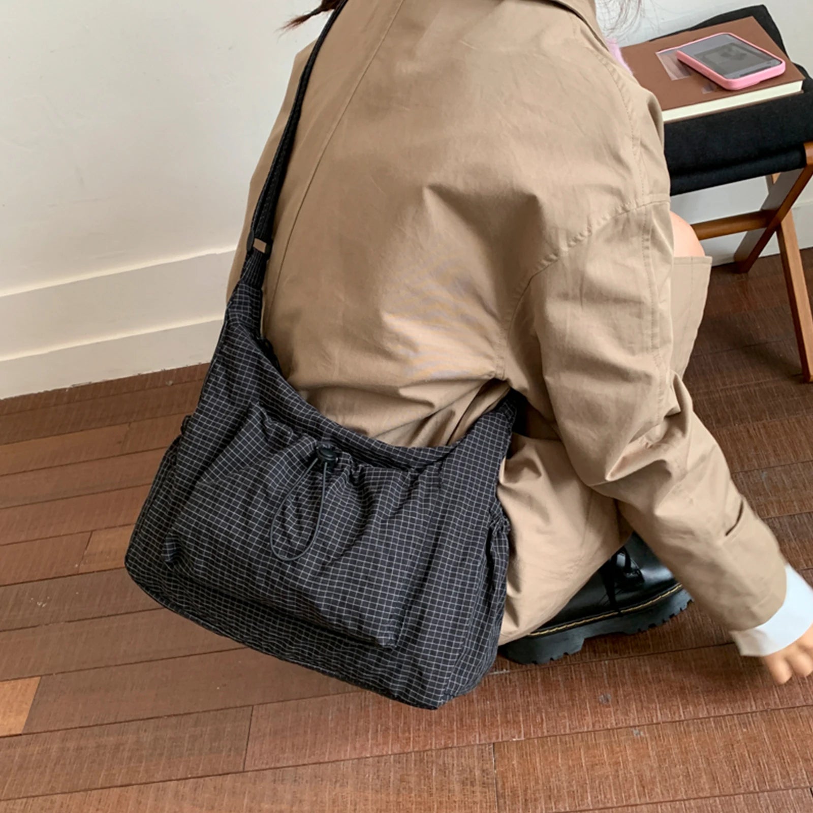 Women Checkered Sling Bag Nylon Pleated Cloud Shoulder Bag Large Capacity Stylish Plaid Tote Bag Shopping Date Handbag