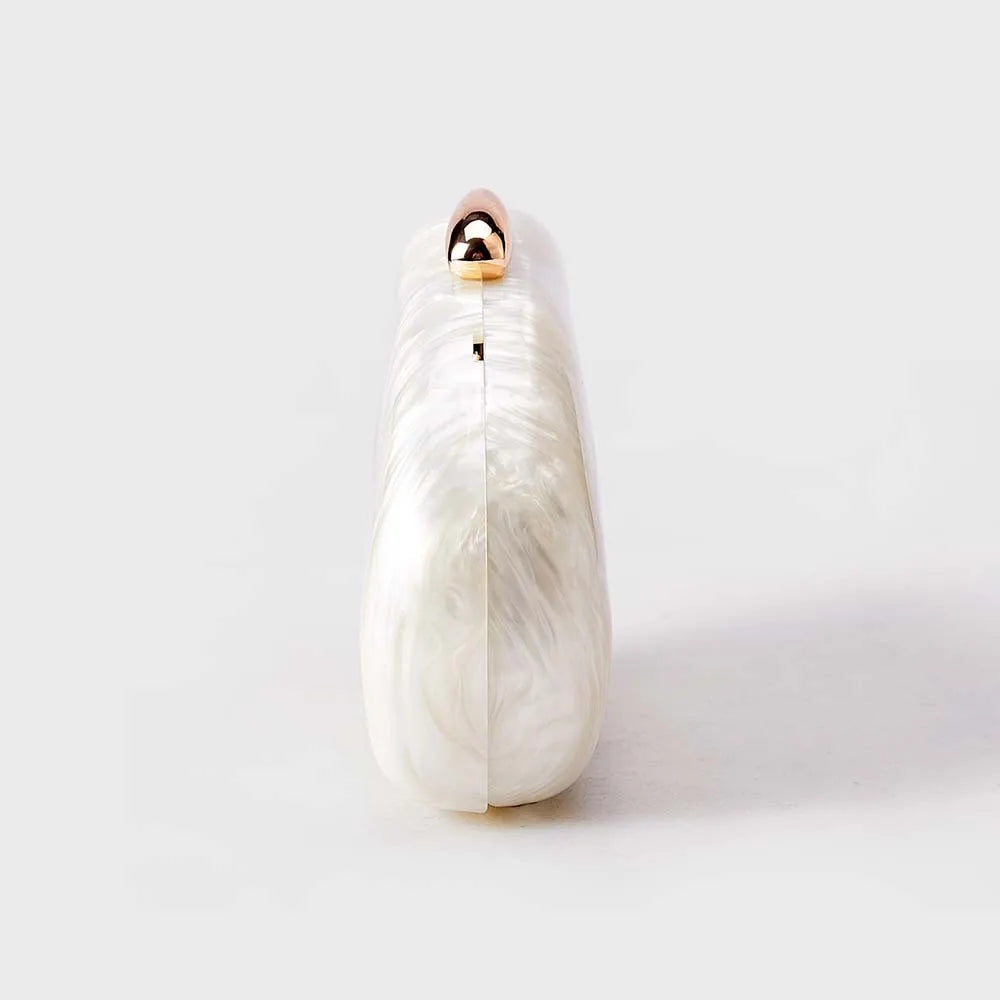 2025 women's new shoulder oblique span bag, special-shaped shell acrylic bag, fashionable wedding dinner clutch bag