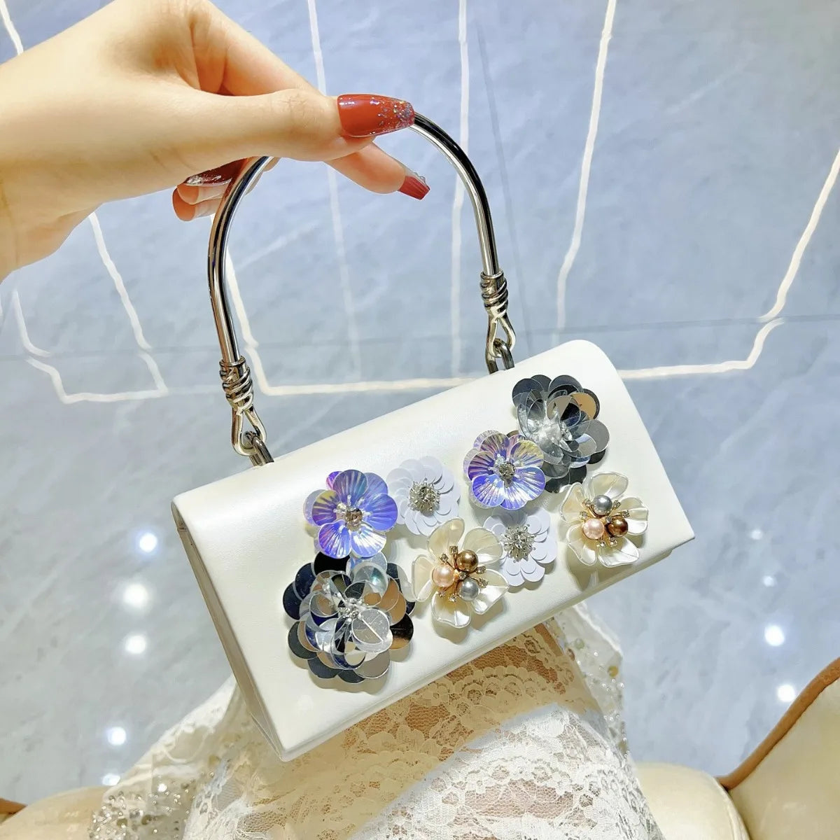 Fashion Glossy Handbag Women's 3D Sequined Flower Evening Bags Celebrity Ladies Formal Wedding Party Clutch Bags Crossbody Purse