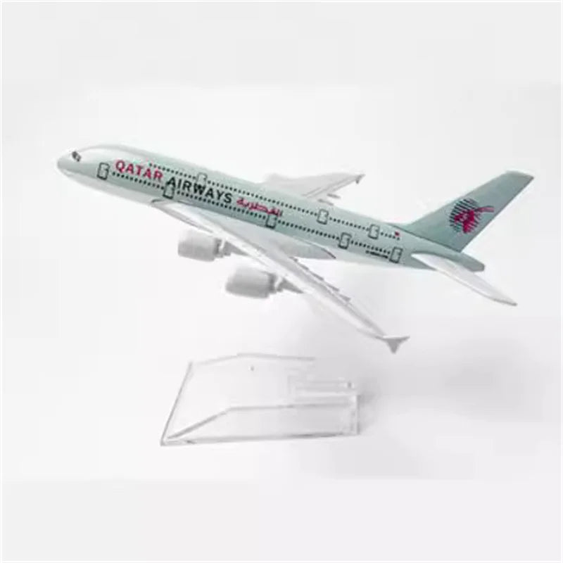 16CM/20CM Diecast Alloy Model Qatar A380 Airlines Aircrafts With Stand Landing Gear Collection Display Airplanes Gifts Fans