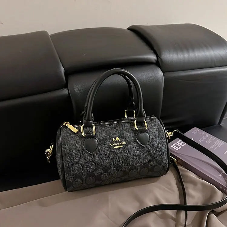 Luxury Designer Simple Fashionable Diaper Bags For Women Elegant Leather Large Capacity Minimalist Shoulder Bag Classic Commuter