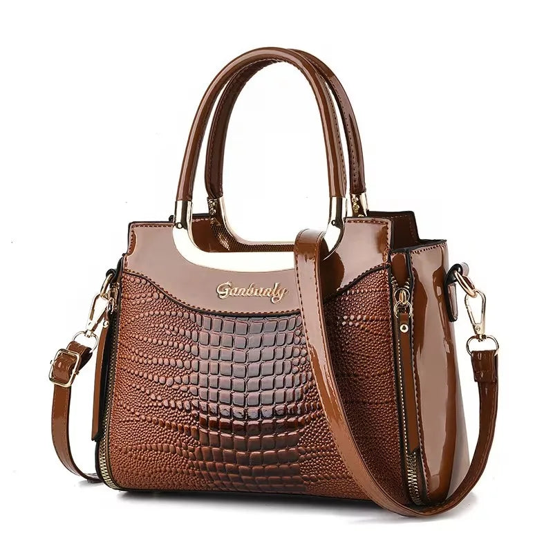 Fashionable Lady's Crocodile-pattern Embossed Shoulder Bag, with A Lightweight Cross-body Design, High-quality Handbag