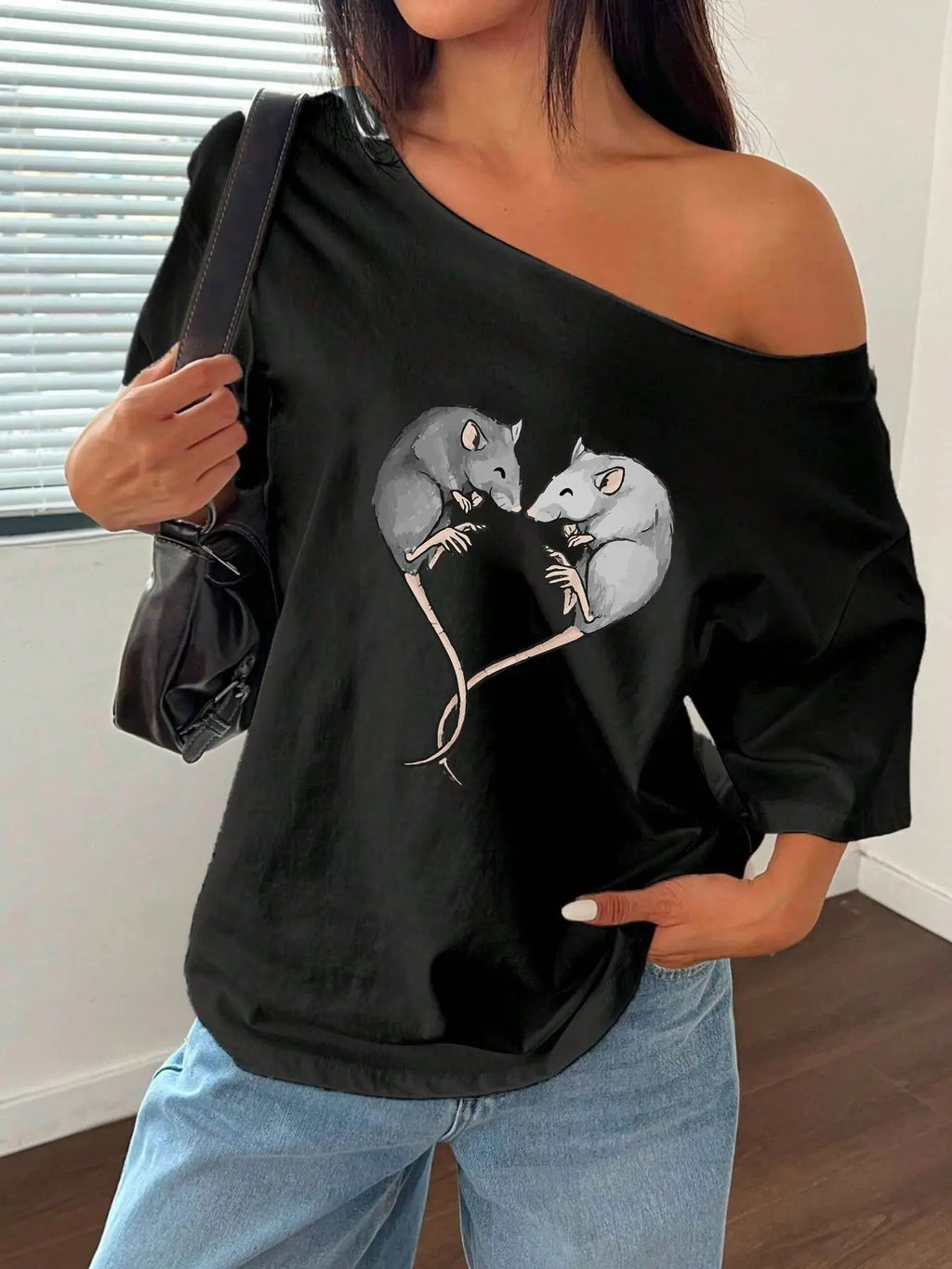 100% Cotton Plus Size Cute Heart Shaped Rats Graphic Shoulder Loose Print T-Shirt Oversized Y2K Style Graphic Tees Women Tops