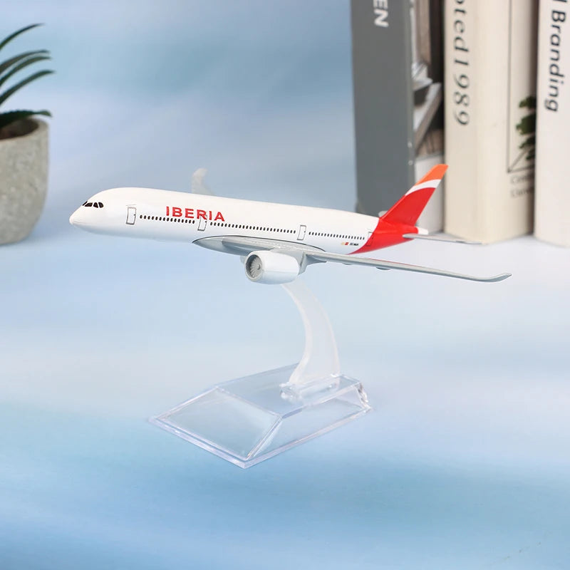 16CM Iberia 330 Alloy Airplane Model Scale 1:400 Metal Airplane Replica Diecast Aircraft Aviation Collectibles Toy For Boys