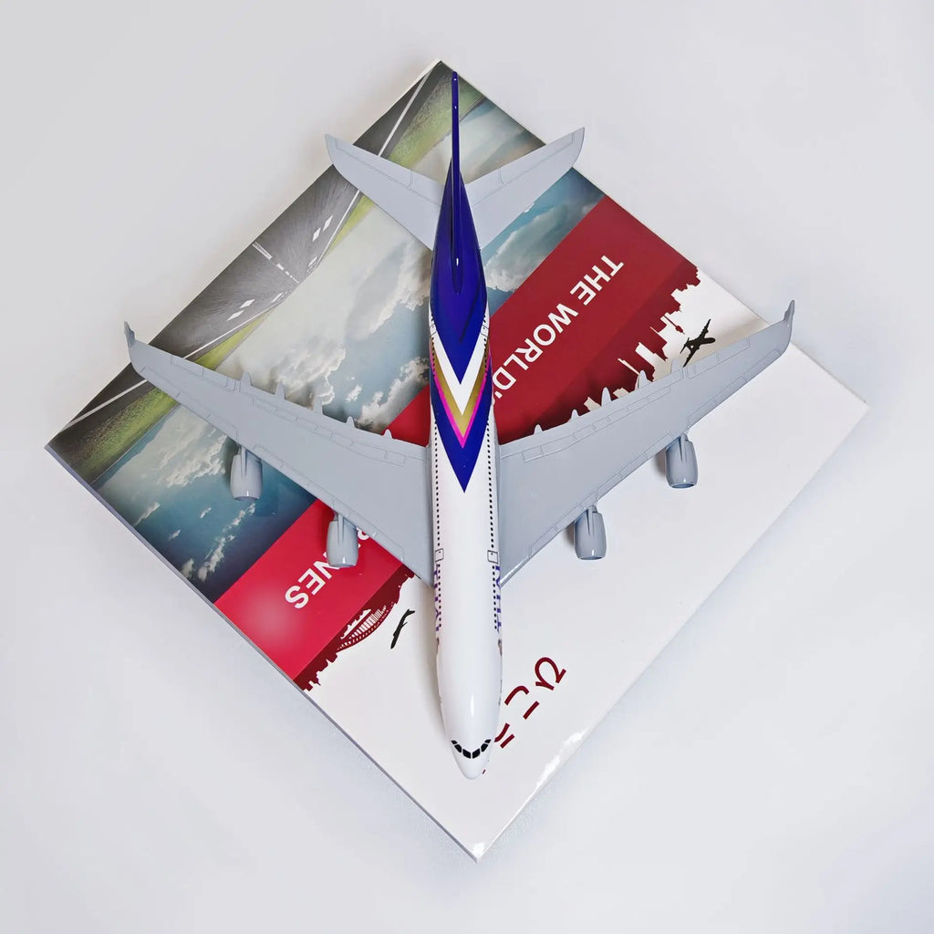 20cm Thai A380 Metal Toy Airplane Model Kit Sky Jumbo a380 Model Plane with Stand for Collections Displays or Plane Gift