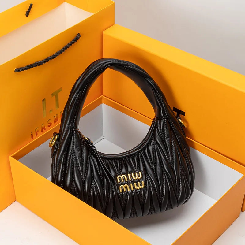 2026 New Wrinkle Wrist Crescent Bag, Niche Light Luxury Underarm Bag, High-End Bowling Bag