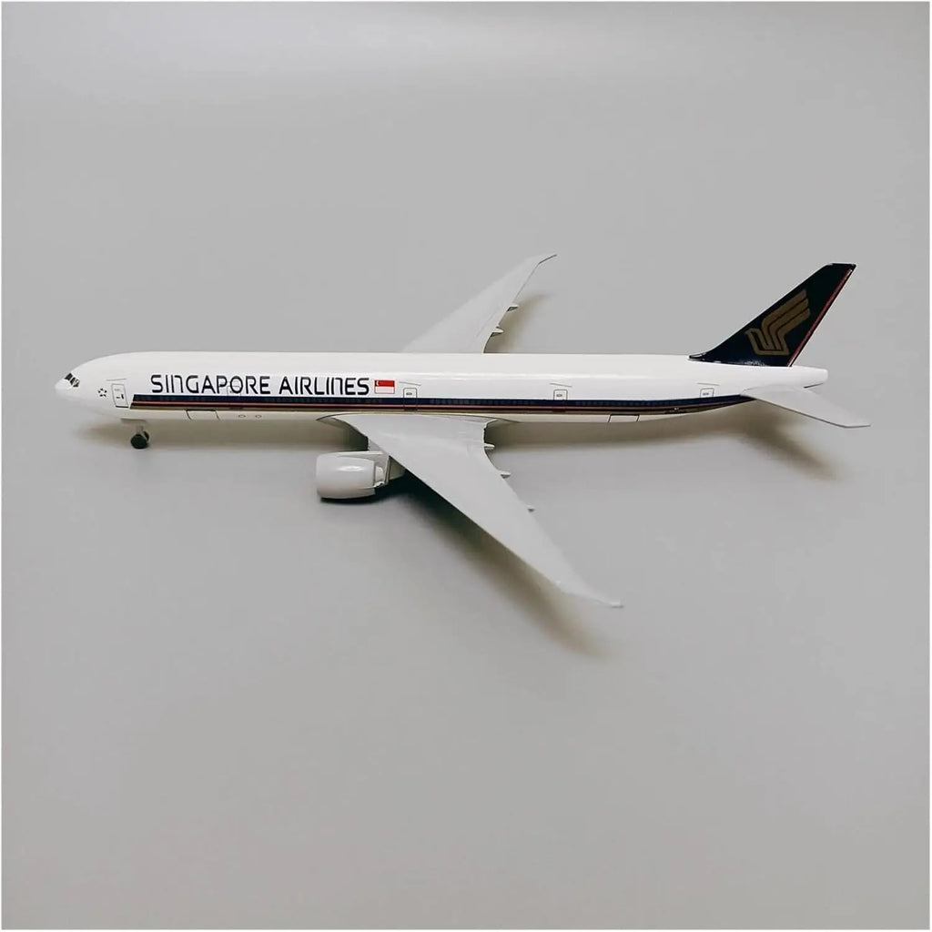 20cm for B777 Singapore Airlines Metal Alloy Aircraft Miniature Scale Plane Model Decorative Desks Suitable for Gift Giving