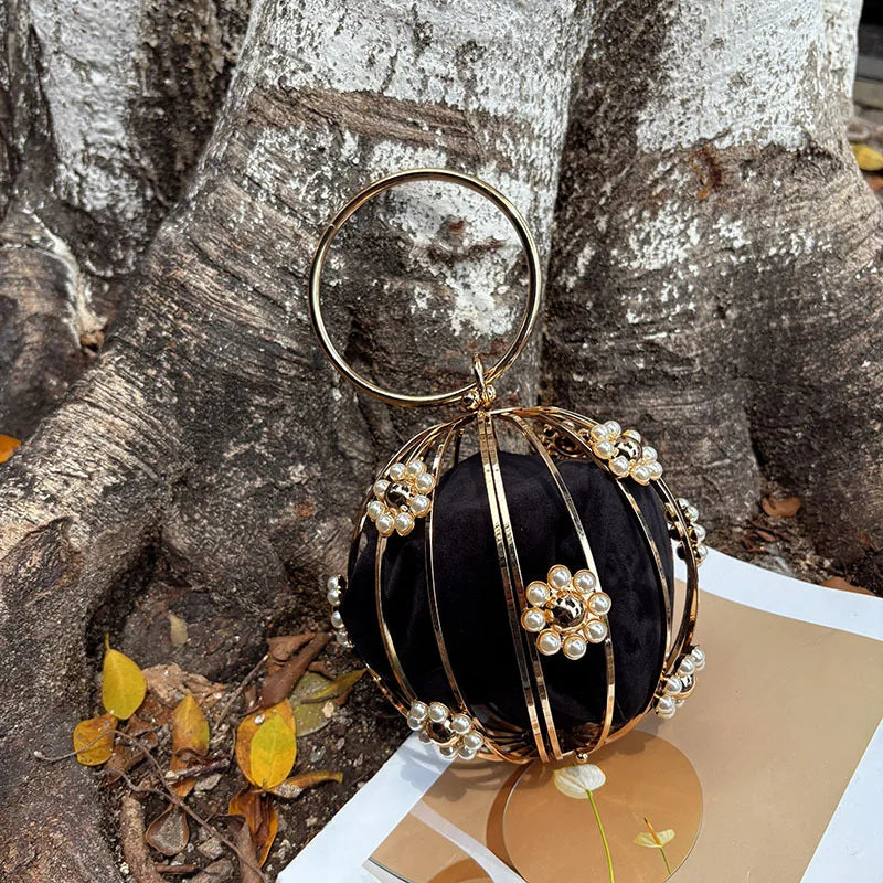 2025 Luxury Hollow Metal Clutch Floral Beaded Lantern Purse for Weddings Parties Evening Bag Chain Floral Ladies Handbags