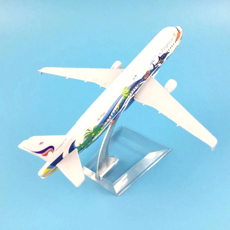 16cm Airbus 320 A320 Airways Plane Model Alloy Metal Thailand Thai Bangkok Air Airlines Model Aircraft Airplane Toys