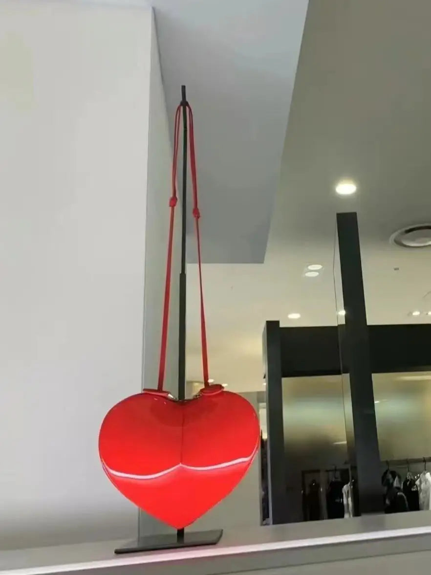 2026 High-End Love Bag, Fashionable Peach Heart Box Bag, Niche Design, Stylish Bag, Textured Single Shoulder Crossbody Bag