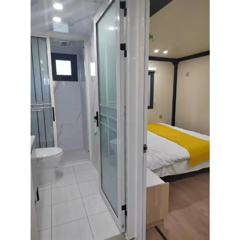 Customizable 20-foot Multi-functional Modular Container House Prefabricated Container Office 4-room Folding House