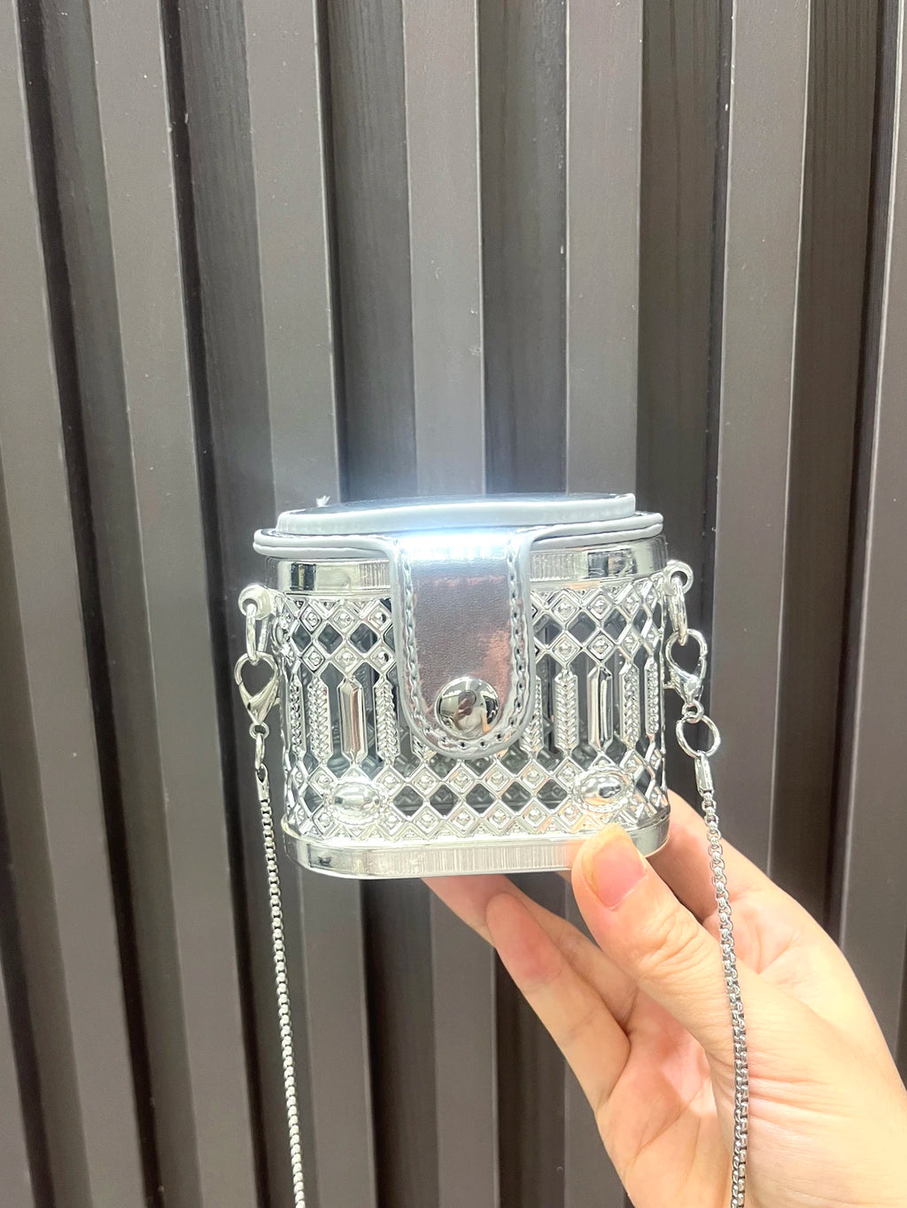 Super mini small  bag Golden luxury Designer shoulder bags Evening bag Purses and handbag funny metal shape Clutch purse Party