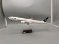 47CM 1/157 Scale B777 PIA Aircraft Model Pakistan Airlines Model Airplanes with Wheel Landing Gear Resin Miniature Plane for