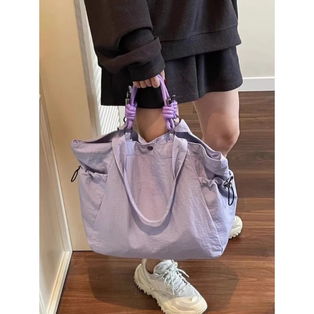 2026 New Stylish Lightweight Nylon Large Capacity Travel Tote Bag for Women Casual Shoulder Handbag Versatile