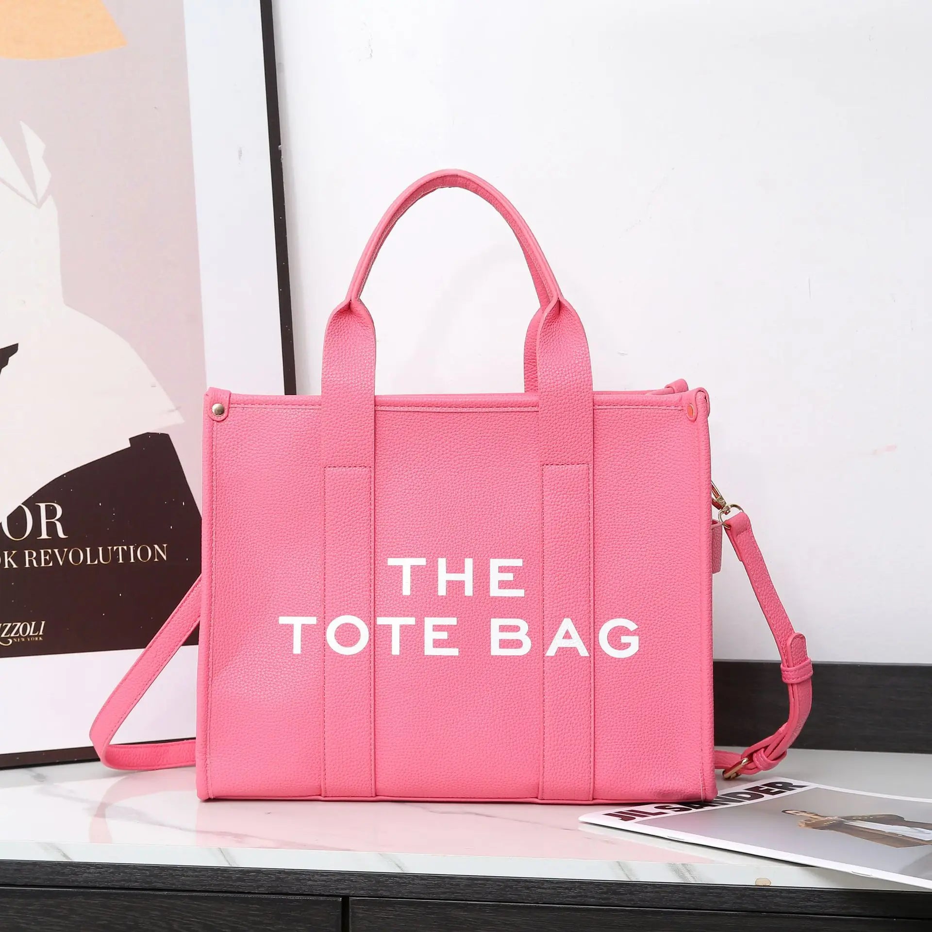 New product, new shoulder crossbody bag, high-end Korean letter tote bag, portable and lightweight cross-border bag