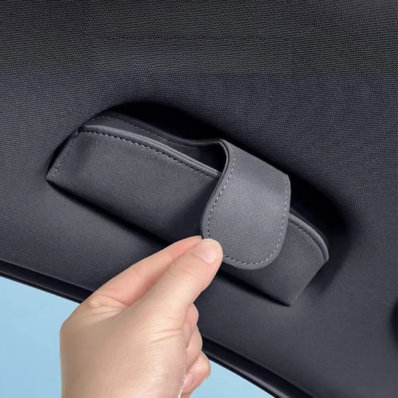 For Geely Galaxy Starship 7 EMi Car Sunglass Holder, Roof Handle Sunglasses Clip Interior Accessories
