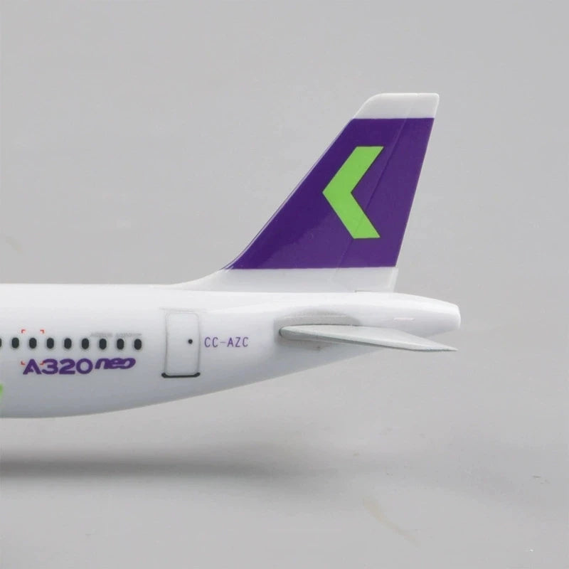 20cm Metal Scale Aircraft Chilean Sky A320 Airlines Airplane Models Toy Planes for Kids 1 400 Model Planes Collectible Aircraft