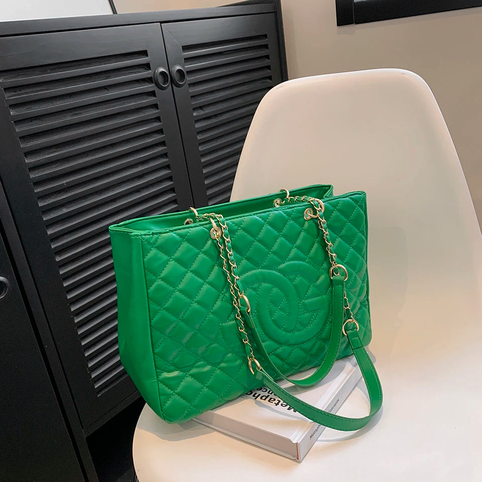 2026 New Classic Retro Chain Messenger Bag Women's Luxury Leather Shoulder Bag Paris Fashion Zipper Handbag