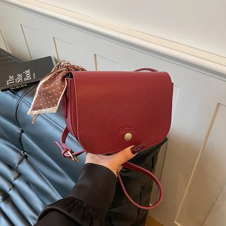 Chic Paris Diaper Bag For Women Classic Fashion Leather Tote Large Capacity Elegant Designer Commuter Fashionable Shoulder Bag