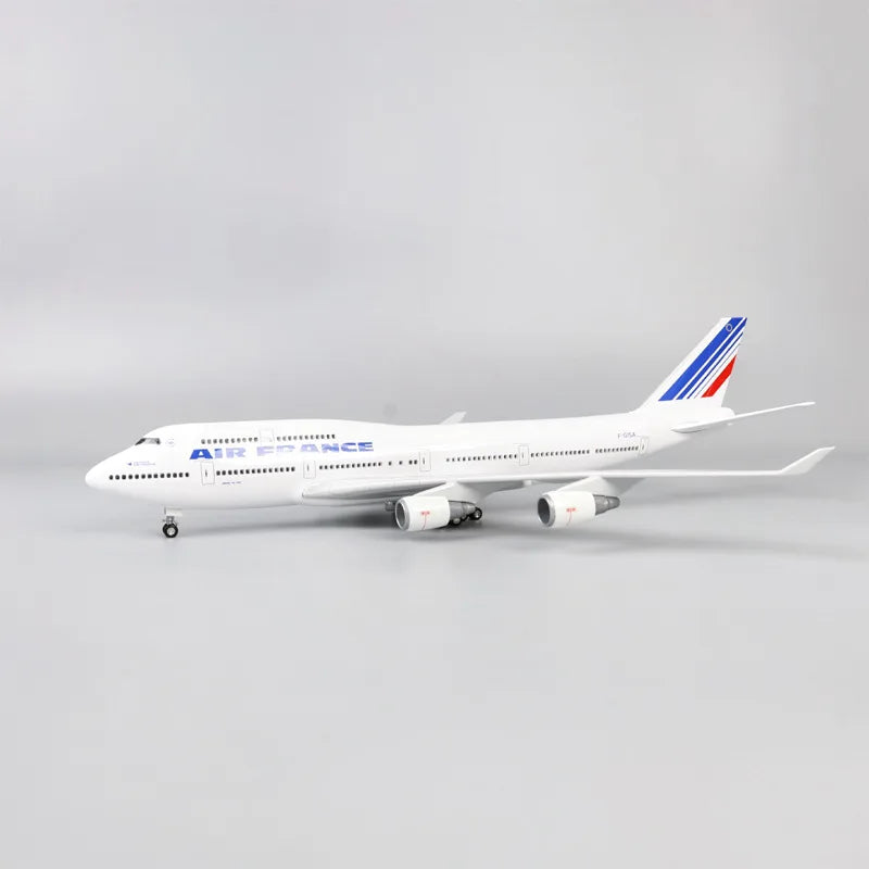 2025 New 47CM 1:150 Model AIRFRANCE AIR France B747 Airlines With Landing Gear Wheel Resin Aircraft Plane Collection Display Toy