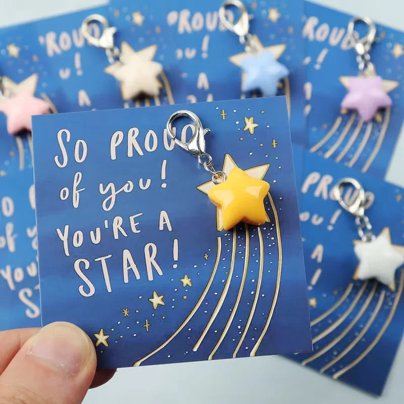 8 Pastel Mini Star Keychains, with an Inspirational Card That Says "You Are a Star, I'M Proud of You!", Suitable for Birthdays, Graduation Ceremonies, Back-To-School Season, Inspirational Gifts, Bag Accessories, and More —