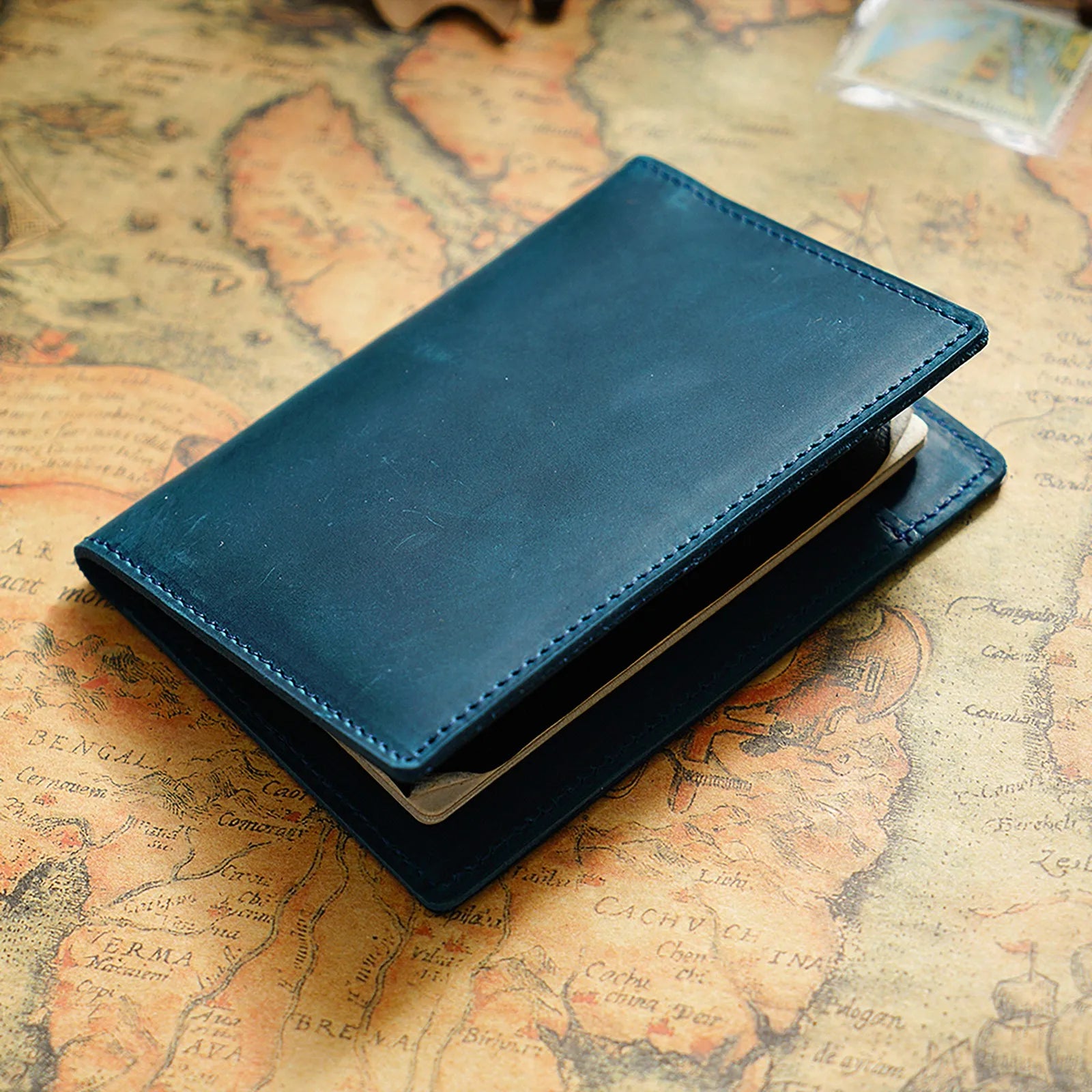 Vintage Leather Passport Cover Holder Multifunctional Travel Wallet Case Card Bag for Men's and Women's Travel Accessory