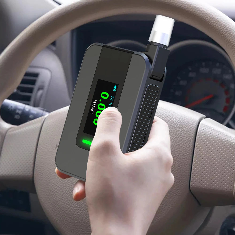 Electrochemical Alcohol Tester Blowing Drunk Driving Alcohol Tester Non-Contacting Electronic Breathalyzer for Professional Use