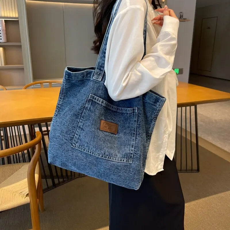 Stylish Light Blue Denim Tote Bag for Women Large Capacity, Zipper Closure, Casual Shoulder Handbag with Multiple Compartments