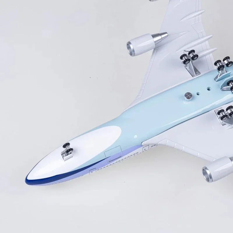1/150 Scale Model Airplanes B747 China Airlines 47cm Resin Plane Model	W Light And Wheel Landing Gears Child Toy Plane Collected
