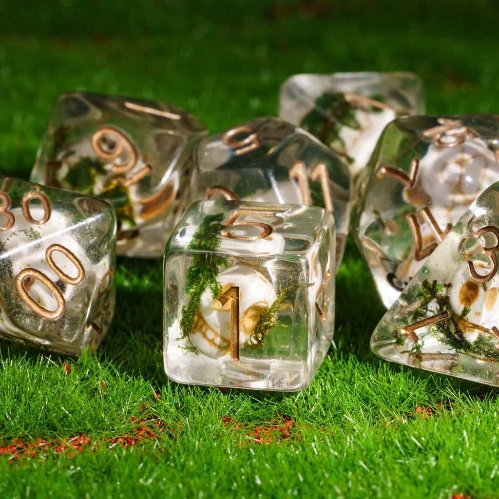 Cusdie 7 SKULL DND Dices Transparent D4 D6 D8 D10 D% D12 D20 Polyhedral Dice Set for D&D Pathfinder Role Playing Board Games