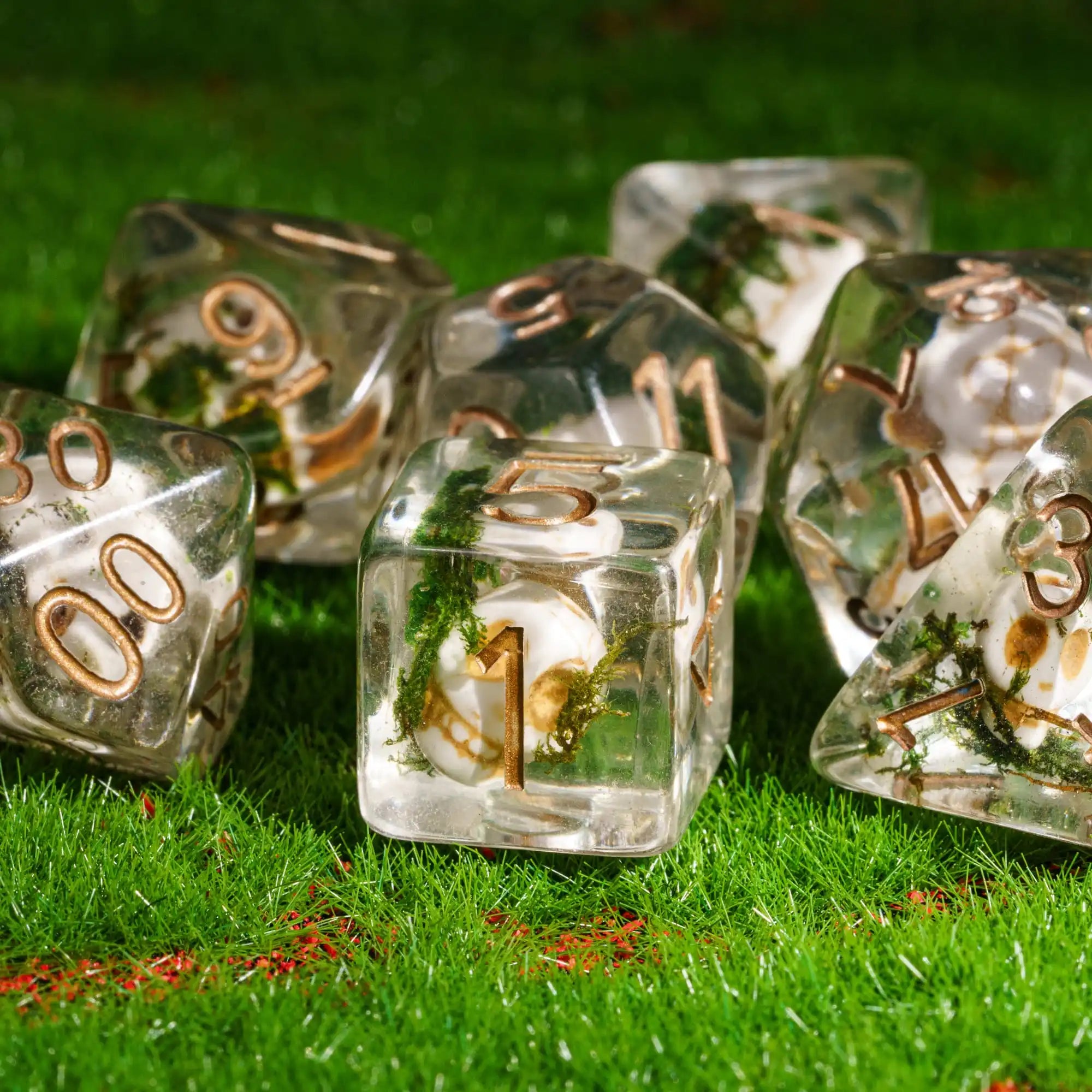Cusdie 7 SKULL DND Dices Transparent D4 D6 D8 D10 D% D12 D20 Polyhedral Dice Set for D&D Pathfinder Role Playing Board Games