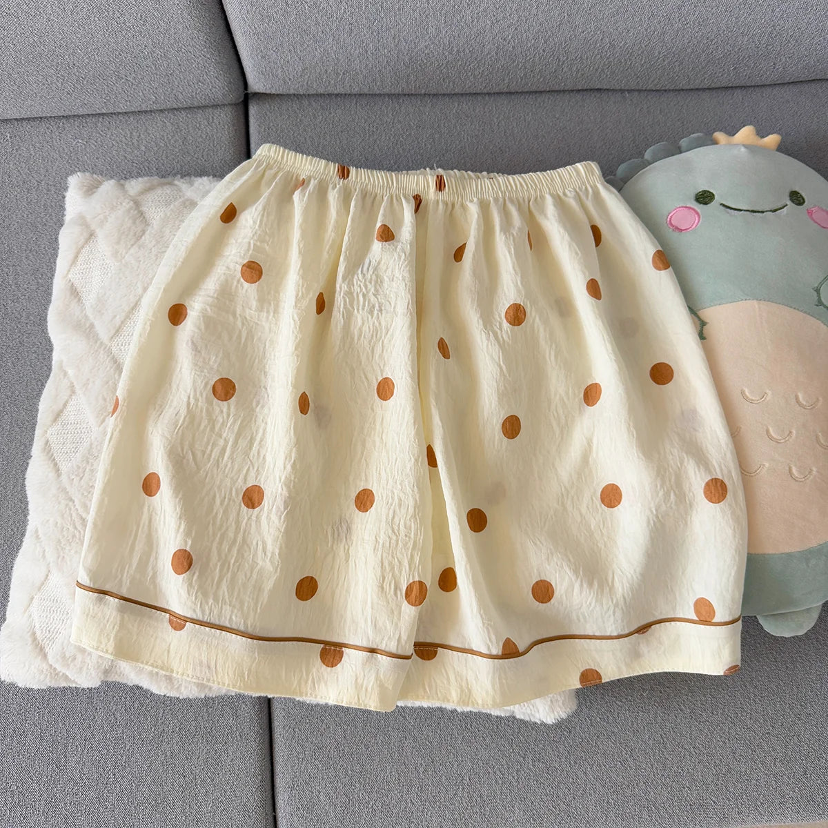 Women's Summer Pajamas, Thin Polka Dot Pattern Short-Sleeved Shorts, Sweet and Cute, Can Be Worn Outside in Summer, Two-Piece Home Wear Set