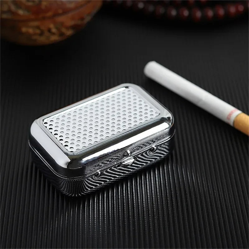1/2 Pcs Car Portable Mini Metal Ashtray with Lockable Lid Desktop Ashtray Pocket Ashtray Men's Gift
