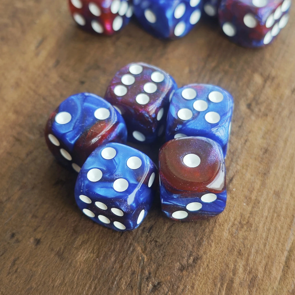 16MM Blue and Red Shiny Starlit Sky D6 Dice Set Warhammers 40K Dungeons and Dragons Board Game