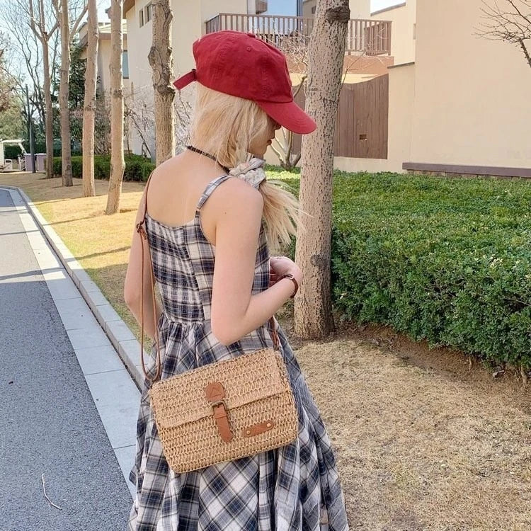 Forest style retro paper rope woven bag, female mini postman crossbody bag, daily commuting, beach versatile shoulder bag