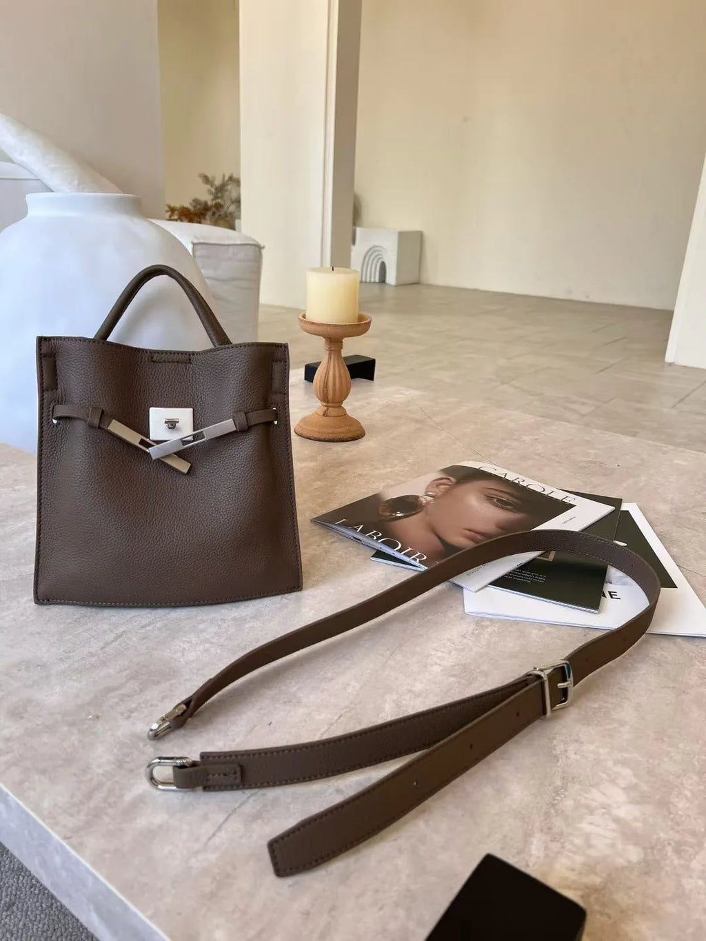 2026 New First-layer Cowhide Bucket  Women's Versatile Niche Medieval Exquisite Hand Carry Messenger Tote Bag Casual Fashion
