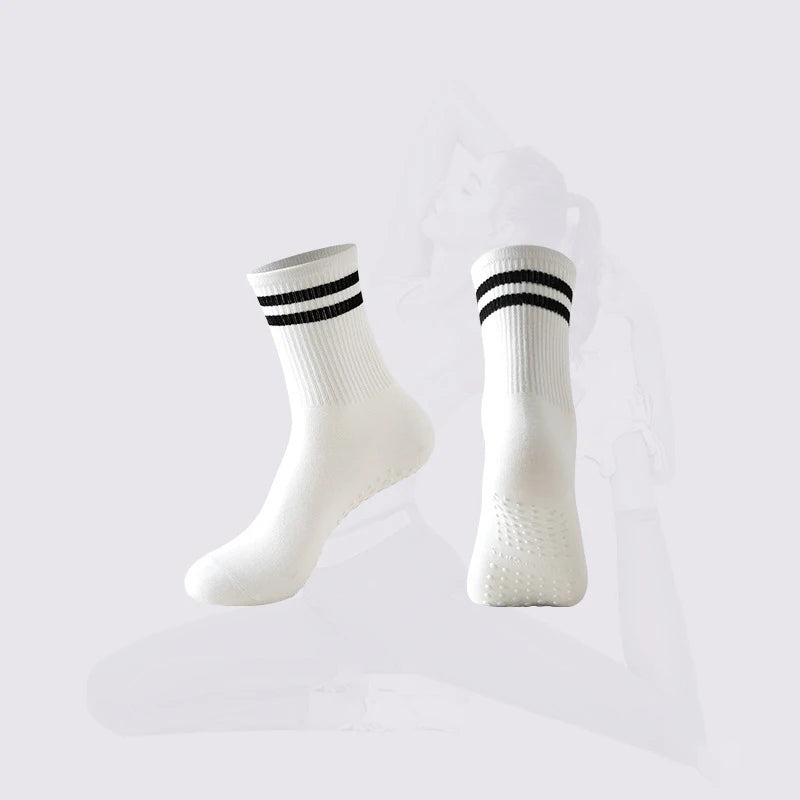 Dreamlikelin 1 Pair Women's Mid-Calf Yoga Socks Non-Slip Breathable & Sweat-Wicking Floor Socks for Pilates, Dance ,Workout |