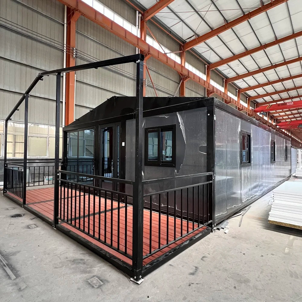 Prefab Container House 3 Bedroom 2 Bath 40FT Expandable Foldable Modular Design with Kitchen Living Room for Family Home Villa
