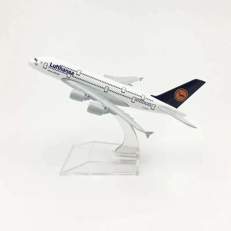 Emirates A380 Airplane Diecast Metal 1/400 Scale Aircraft 16CM Collectible Miniatures Model Planes Boys Toys Displays