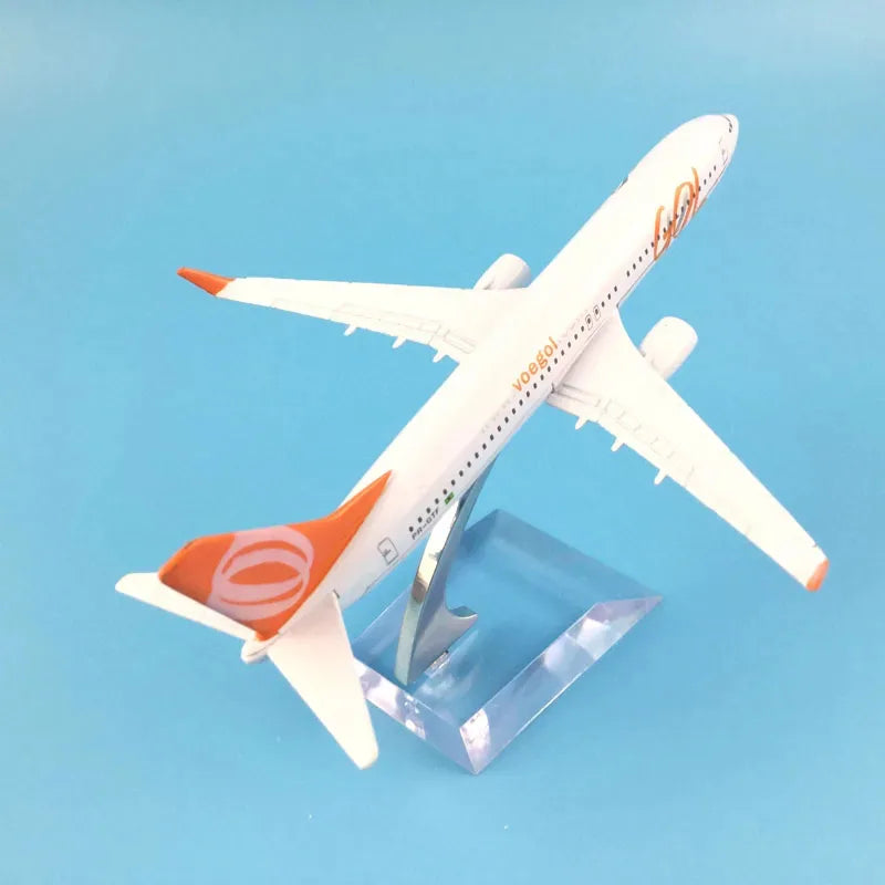 Brazil Air Airlines Boeing 737-800 Airways Airplane Model Plane Aircraft Diecast Metal 1/400 Scale Planes