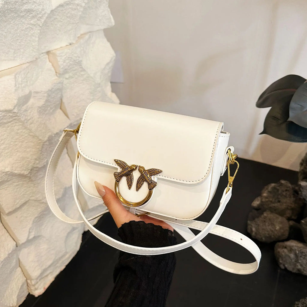Fashion commuter women's bag Bacchus chain bag One shoulder oblique span Swallow bag Flying bird double flying swallow bag