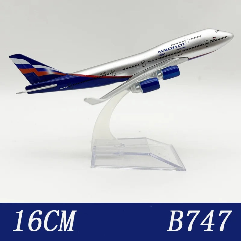 1:400 Scale Model Airplane Russia Airlines b747 Alloy Diecast Aircraft Aviation Plane Replica Collected Gift