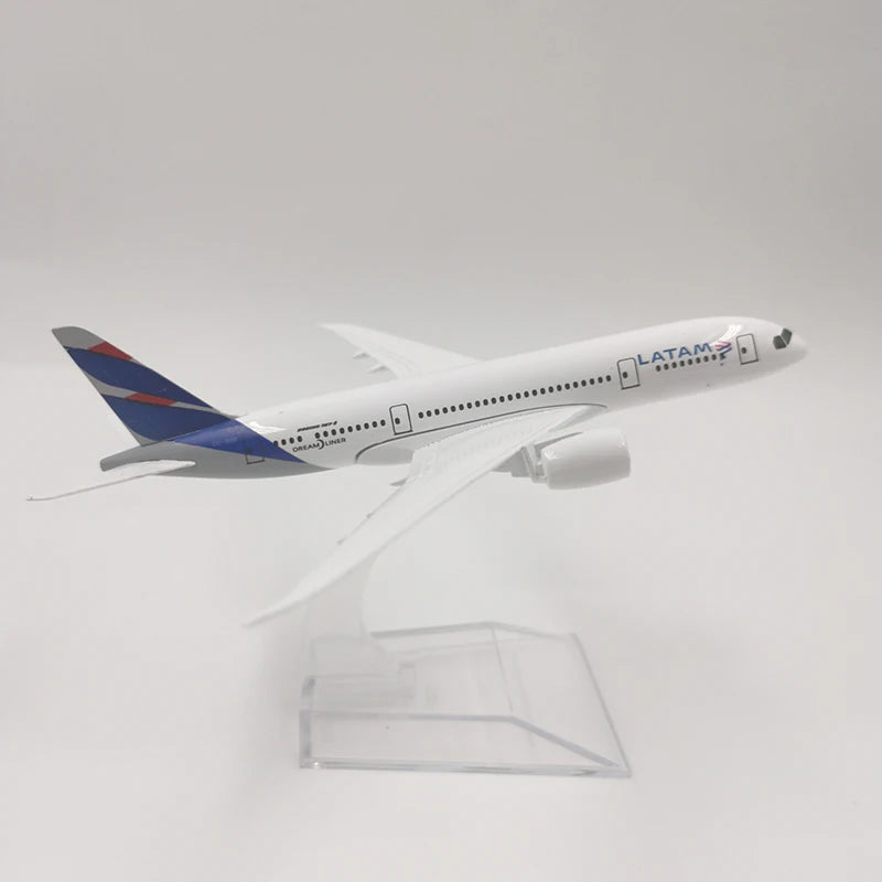 JASON TUTU 16CM LATAM Boeing 787 Aircraft Model Planel Airplane Diecast Metal Planes Collect Gifts